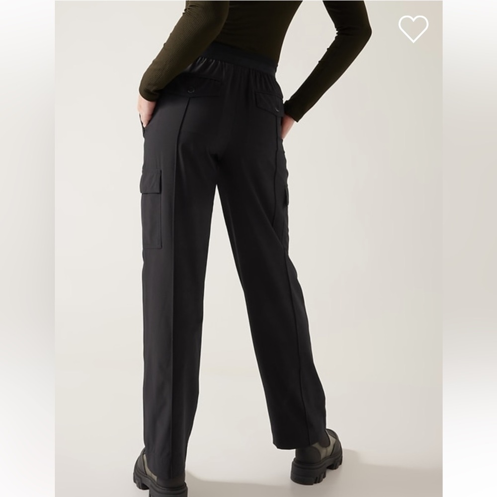 ATHLETA VIENNA CARGO PANT // Black - Picture 2 of 16